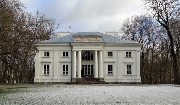 Pałac_w_Cieleśnicy