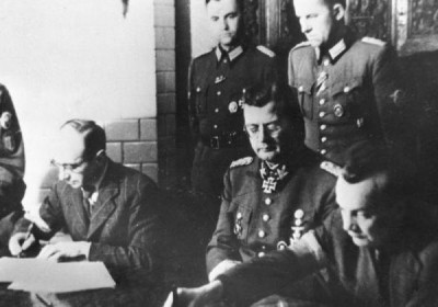 upadek powstania warszawskiego